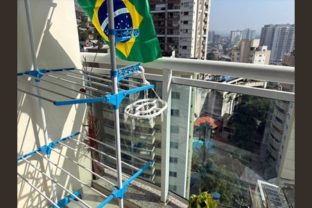 Apartamento para alugar com 94m², 3 quartos e 3 vagas Apartamento para alugar com 94m², 3 quartos e 3 vagasVaranda