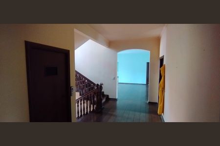 Corredor de casa à venda com 3 quartos, 1100m² em Parque Nova Campinas, Campinas