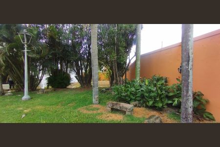 Casa à venda com 1100m², 3 quartos e 2 vagas Casa à venda com 1100m², 3 quartos e 2 vagasÁrea externa