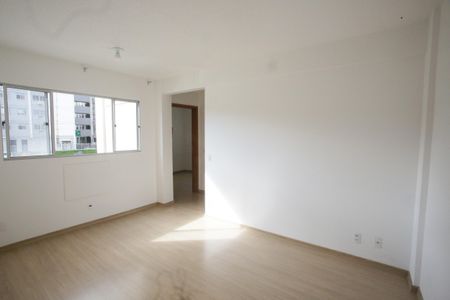 Sala de apartamento para alugar com 2 quartos, 50m² em Taquara, Rio de Janeiro