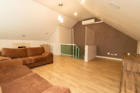 Casa à venda com 141m², 3 quartos e 1 vagaSala de TV