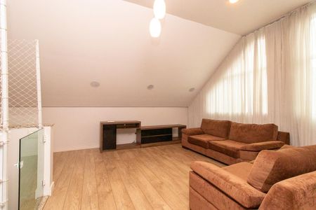 Casa à venda com 141m², 3 quartos e 1 vagaSala de TV