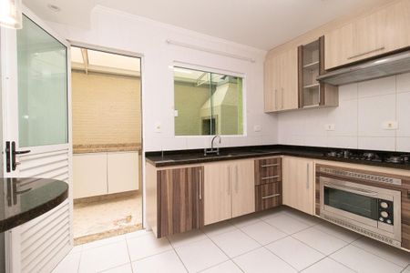 Casa à venda com 141m², 3 quartos e 1 vagaCozinha - Armários
