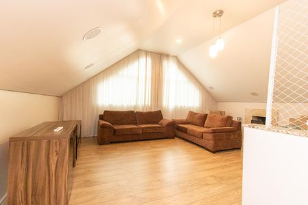 Casa à venda com 141m², 3 quartos e 1 vagaSala de TV