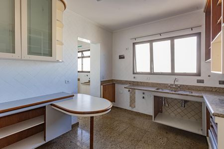 Apartamento à venda com 114m², 2 quartos e 2 vagas Apartamento à venda com 114m², 2 quartos e 2 vagasCozinha
