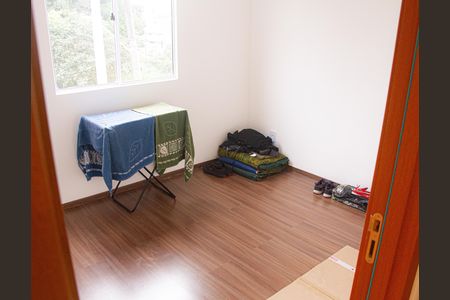 Quarto 2 de apartamento para alugar com 2 quartos, 45m² em Guaratiba, Rio de Janeiro
