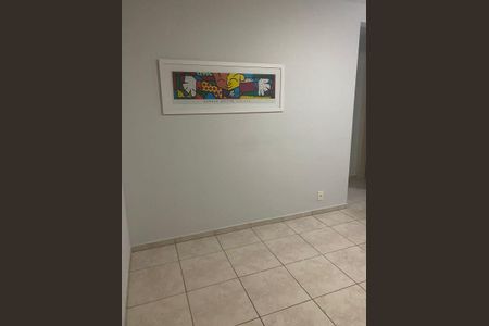 Sala de apartamento para alugar com 2 quartos, 44m² em Jaraguá, Uberlândia
