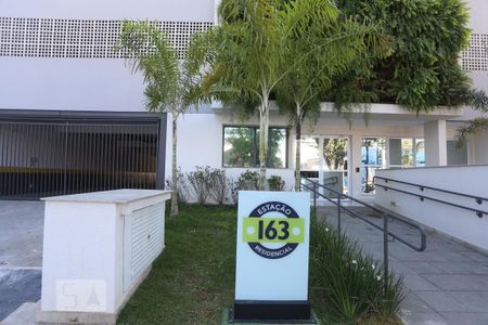 Apartamento à venda com 45m², 2 quartos e 2 vagas Apartamento à venda com 45m², 2 quartos e 2 vagasFachada
