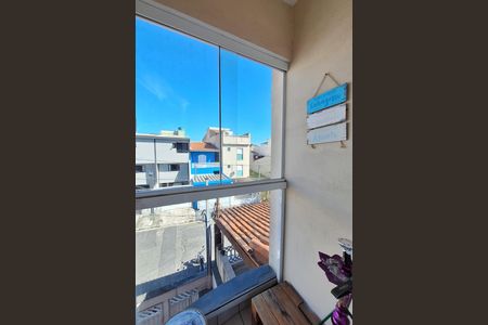 Apartamento à venda com 54m², 2 quartos e 1 vaga Apartamento à venda com 54m², 2 quartos e 1 vagaVista da Sacada