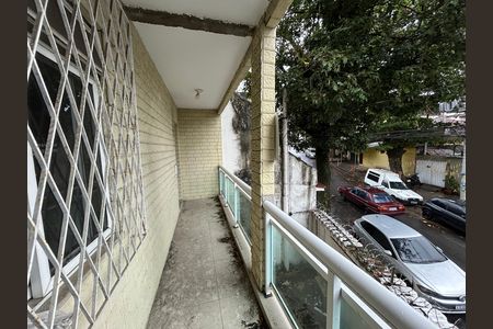 Varanda de casa para alugar com 3 quartos, 180m² em Anchieta, Nilópolis