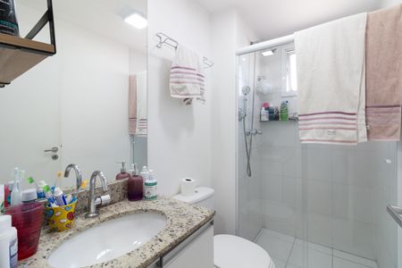 Apartamento à venda com 82m², 3 quartos e 2 vagasBanheiro da Suíte