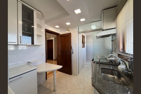 Apartamento à venda com 125m², 2 quartos e 1 vagaCozinha