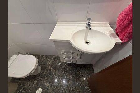 Lavabo de apartamento para alugar com 2 quartos, 125m² em Planalto Paulista, São Paulo