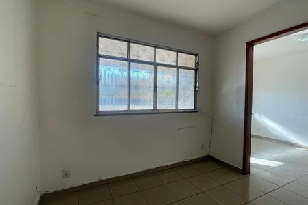 Sala de casa para alugar com 2 quartos, 200m² em Jardim Leal, Duque de Caxias
