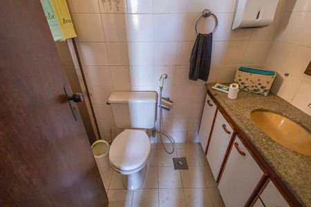 Apartamento para alugar com 130m², 4 quartos e 3 vagas Apartamento para alugar com 130m², 4 quartos e 3 vagasBanheiro da suíte