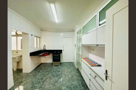 Apartamento à venda com 125m², 3 quartos e 1 vaga