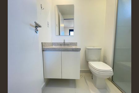 Apartamento para alugar com 58m², 2 quartos e 1 vaga Apartamento para alugar com 58m², 2 quartos e 1 vagaBanheiro 1