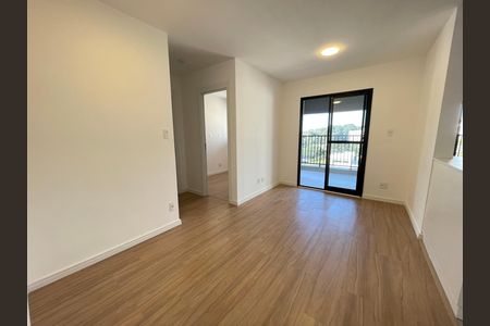 Sala de apartamento para alugar com 2 quartos, 58m² em Caxingui, São Paulo