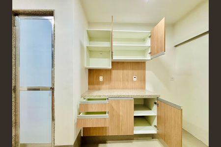 Apartamento para alugar com 60m², 2 quartos e sem vaga