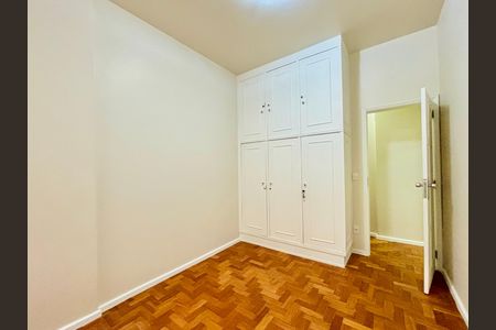 Apartamento para alugar com 60m², 2 quartos e sem vaga