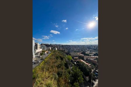 Apartamento para alugar com 135m², 4 quartos e 3 vagasvista