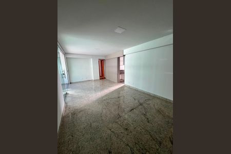 Apartamento para alugar com 135m², 4 quartos e 3 vagassala