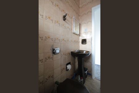 Casa para alugar com 200m², 3 quartos e 2 vagasBanheiro Social