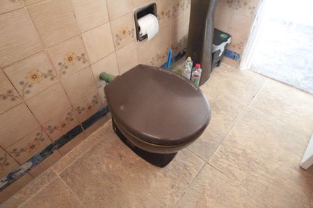 Casa para alugar com 200m², 3 quartos e 2 vagasBanheiro Social