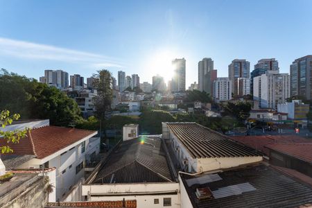 Apartamento para alugar com 90m², 3 quartos e 2 vagas Apartamento para alugar com 90m², 3 quartos e 2 vagasVista