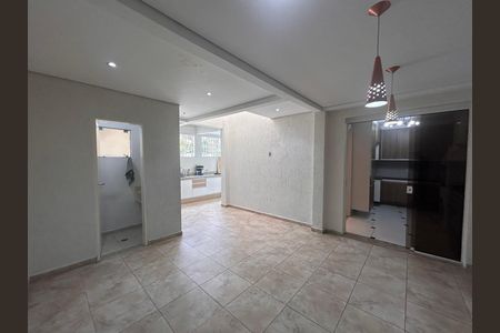 Casa para alugar com 165m², 3 quartos e 2 vagasChurrasqueira 