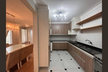 Casa para alugar com 165m², 3 quartos e 2 vagasCozinha 