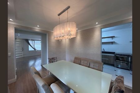 Casa para alugar com 165m², 3 quartos e 2 vagasSala de jantar 