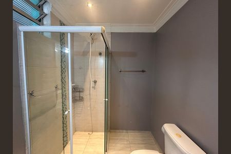 Casa para alugar com 165m², 3 quartos e 2 vagasBanheiro social 