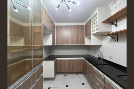 Casa para alugar com 165m², 3 quartos e 2 vagasCozinha 