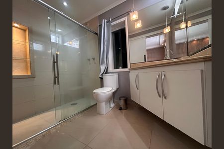 Casa para alugar com 165m², 3 quartos e 2 vagasBanheiro da Suíte