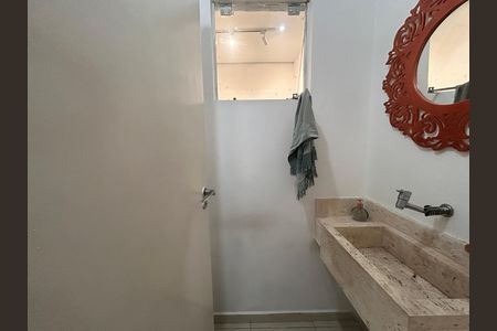 Casa para alugar com 165m², 3 quartos e 2 vagasBanheiro de serviço