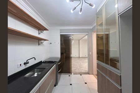 Casa para alugar com 165m², 3 quartos e 2 vagasCozinha 