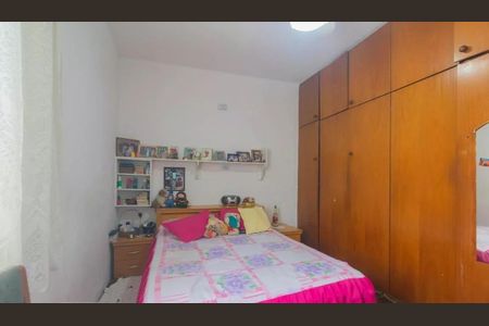 Casa à venda com 5 quartos, 140m² em Chácara Japonesa, São Paulo