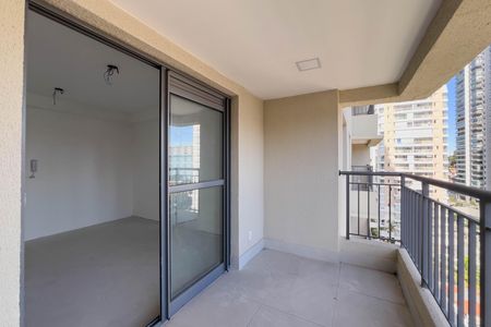 Apartamento à venda com 35m², 1 quarto e sem vaga Apartamento à venda com 35m², 1 quarto e sem vagaVaranda