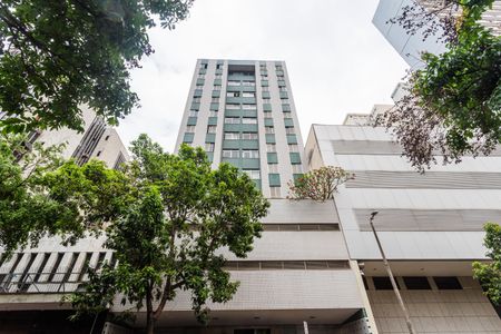 Apartamento para alugar com 64m², 2 quartos e 2 vagas Apartamento para alugar com 64m², 2 quartos e 2 vagasFachada