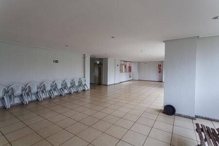 Apartamento para alugar com 64m², 2 quartos e 2 vagas Apartamento para alugar com 64m², 2 quartos e 2 vagasÁrea comum - Salão de festas