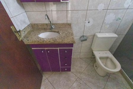 Casa à venda com 200m², 3 quartos e 5 vagas Casa à venda com 200m², 3 quartos e 5 vagasBanheiro do Quarto 1