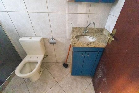 Casa à venda com 200m², 3 quartos e 5 vagas Casa à venda com 200m², 3 quartos e 5 vagasBanheiro do Quarto 2