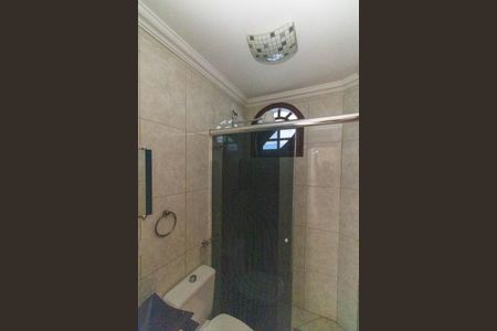 Casa à venda com 200m², 3 quartos e 5 vagas Casa à venda com 200m², 3 quartos e 5 vagasBanheiro Social