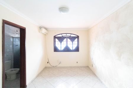 Casa à venda com 200m², 3 quartos e 5 vagas Casa à venda com 200m², 3 quartos e 5 vagasQuarto 1