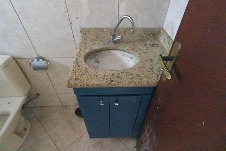 Casa à venda com 200m², 3 quartos e 5 vagas Casa à venda com 200m², 3 quartos e 5 vagasBanheiro do Quarto 2