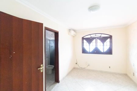 Casa à venda com 200m², 3 quartos e 5 vagas Casa à venda com 200m², 3 quartos e 5 vagasQuarto 1