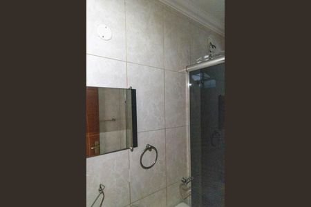 Casa à venda com 200m², 3 quartos e 5 vagas Casa à venda com 200m², 3 quartos e 5 vagasBanheiro Social