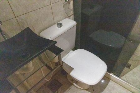 Casa à venda com 200m², 3 quartos e 5 vagas Casa à venda com 200m², 3 quartos e 5 vagasBanheiro Social