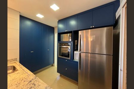 Apartamento para alugar com 122m², 3 quartos e 2 vagas